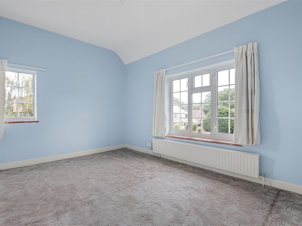 3 bed detached house for sale in Wardle Avenue, Tilehurst, Reading RG31, £495,000