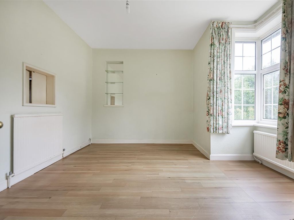 3 bed detached house for sale in Wardle Avenue, Tilehurst, Reading RG31, £495,000