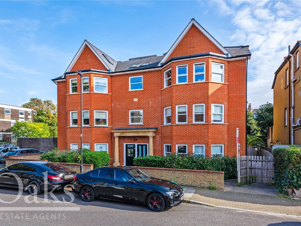 3 bed flat for sale in Pathfield Road, London SW16, £575,000