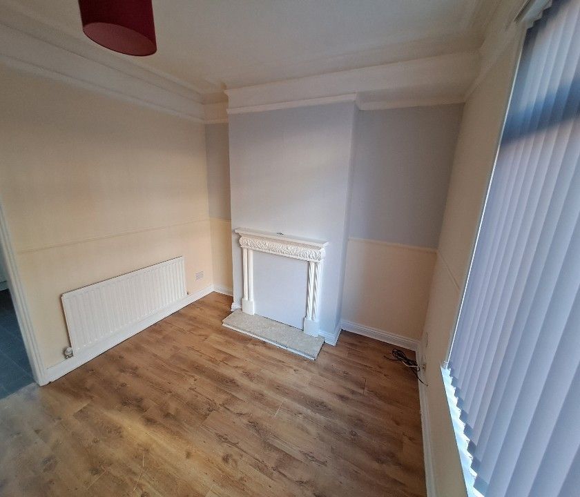 2 bed terraced house to rent in Dent Street, Shildon DL4, £425 pcm