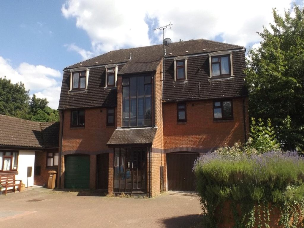 1 bed flat to rent in Tiberius Road, Andover, Hampshire SP10, £700 pcm