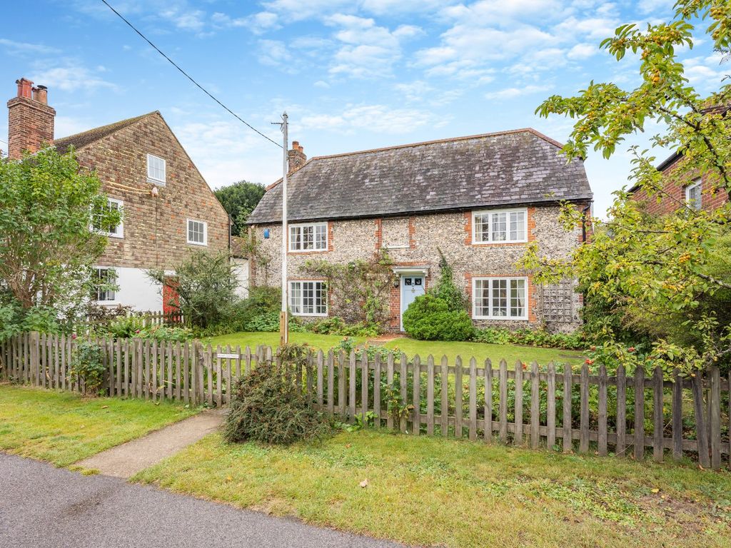 5 bed detached house for sale in Valley Road, Barham, Kent CT4, £850,000