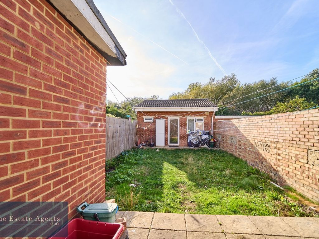 3 bed terraced house for sale in Waye Avenue, Hounslow TW5, £499,950