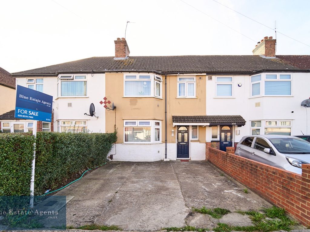 3 bed terraced house for sale in Waye Avenue, Hounslow TW5, £499,950