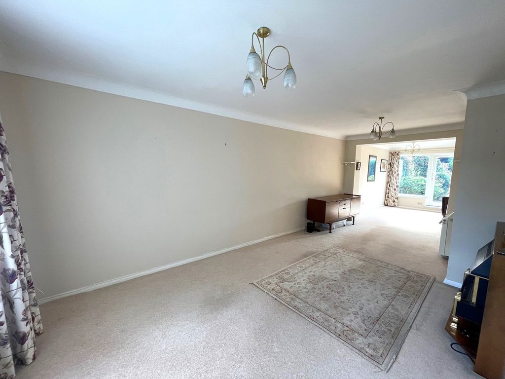 2 bed semi-detached house for sale in Fairlands Avenue, Fairlands, Guildford GU3, £375,000