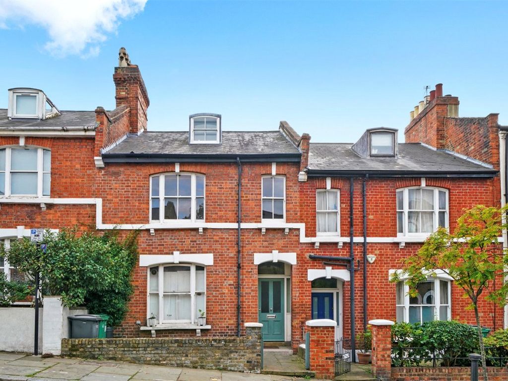 2 bed flat for sale in Chetwynd Road, London NW5, £650,000