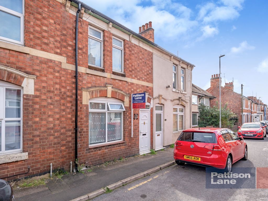 2 bed terraced house for sale in Bath Road, Kettering NN16, £157,500
