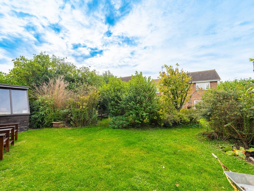 4 bed detached house for sale in Bannister Green, Felsted, Dunmow CM6, £550,000