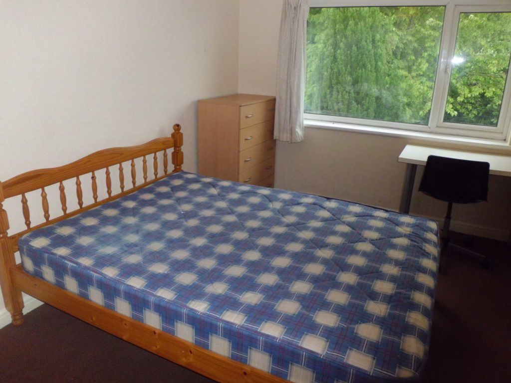 4 bed property to rent in Langford Grove, Harborne, Birmingham B17, £1,387 pcm