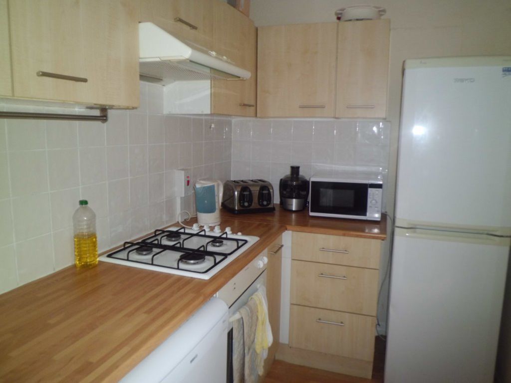 4 bed property to rent in Langford Grove, Harborne, Birmingham B17, £1,387 pcm