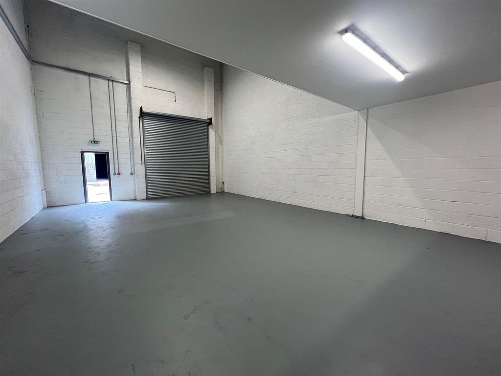 Warehouse to let in The Printworks, Foundry Lane, Speedwell, Bristol BS5, £79,180 pa