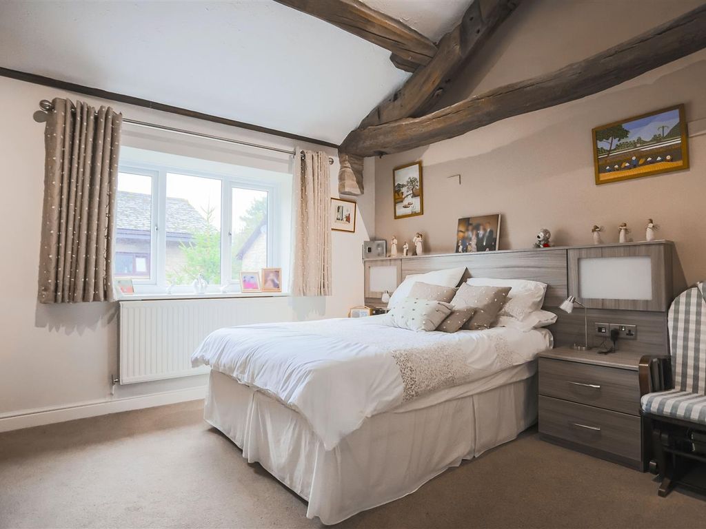 4 bed barn conversion for sale in Bowfields Lane, Balderstone, Blackburn BB2, £625,000