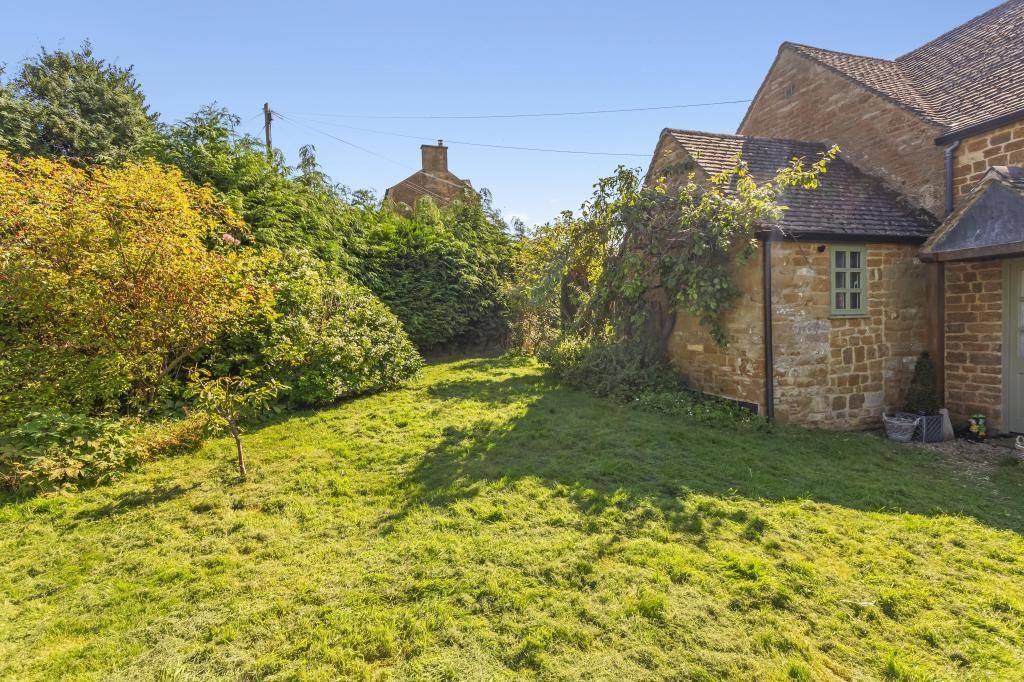 3 bed detached house for sale in Upper Oddington, Moreton-In-Marsh, Gloucestershire GL56, £800,000