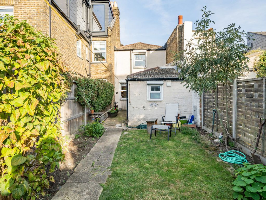 2 bed terraced house for sale in Hetherington Road, London SW4, £700,000