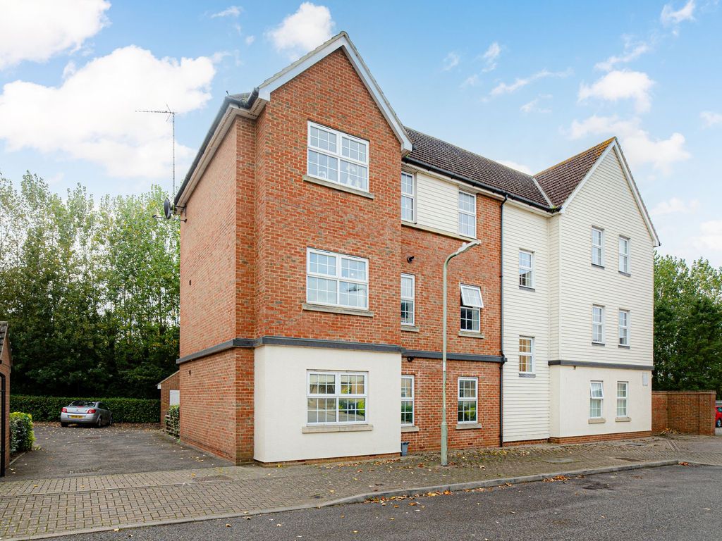 2 bed flat to rent in Scott Avenue, Canterbury CT1, £1,200 pcm