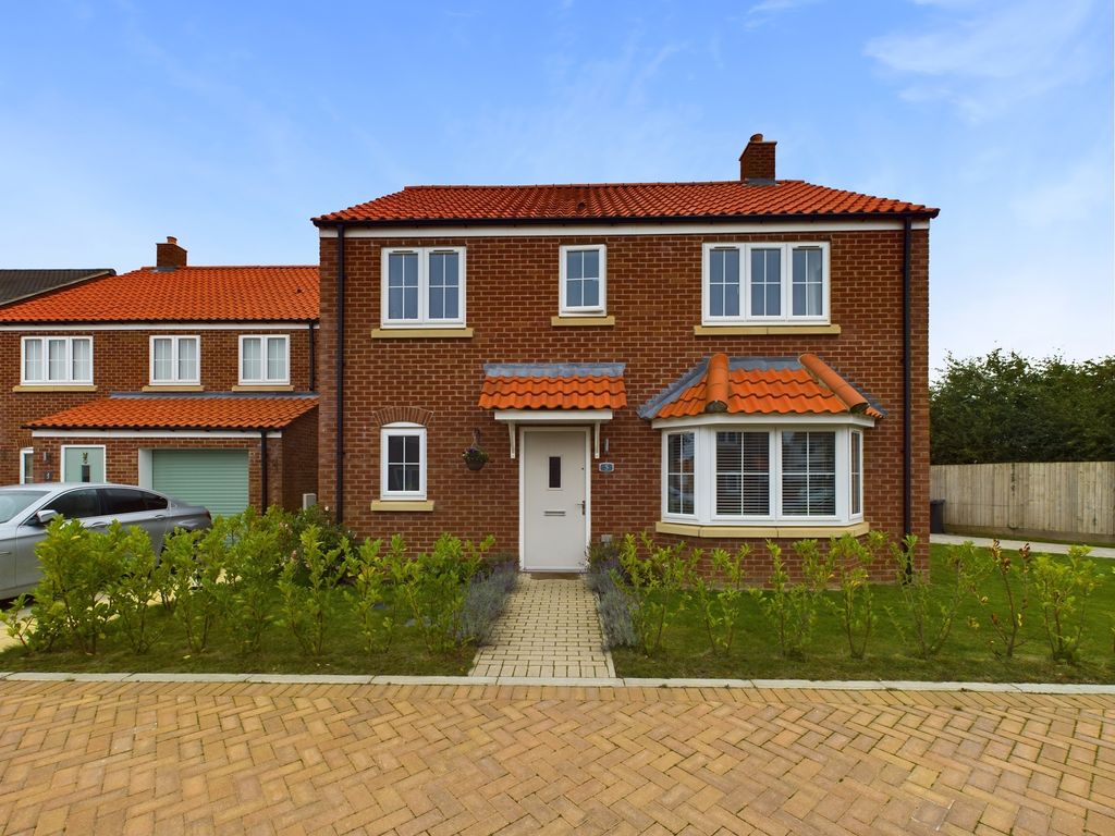 4 bed detached house for sale in Dunnock Close, Branston, Lincoln LN4, £365,000