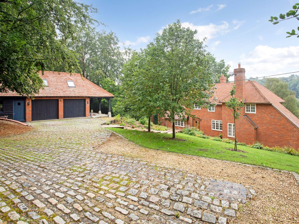 6 bed detached house for sale in Beech Lane, Beaconsfield HP9, £2,250,000