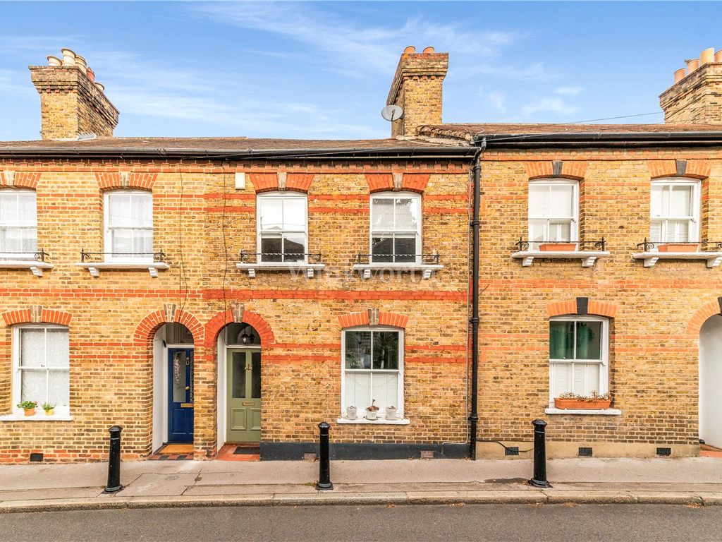 2 bed terraced house for sale in Chancery Lane, Beckenham BR3, £550,000