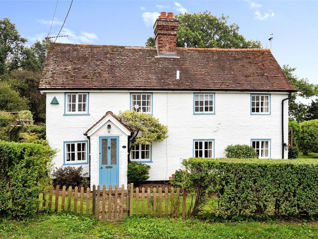 3 bed cottage for sale in Bird In Eye Hill, Framfield, Uckfield TN22, £550,000