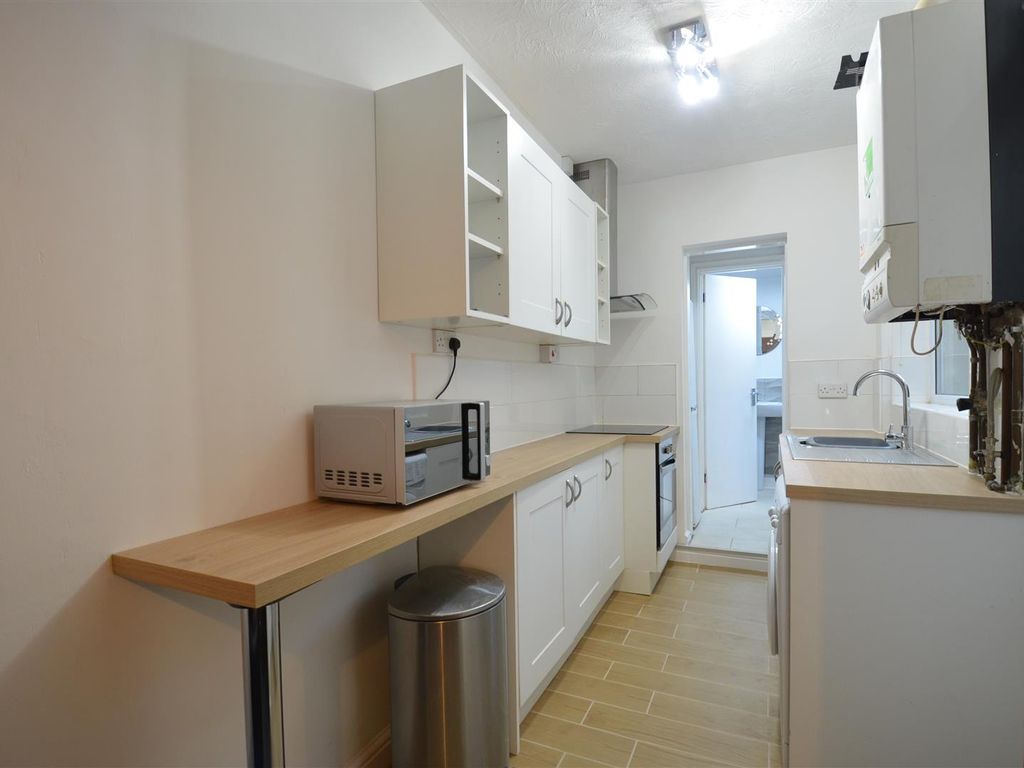 4 bed terraced house to rent in Winnie Road, Selly Oak, Birmingham B29, £1,594 pcm