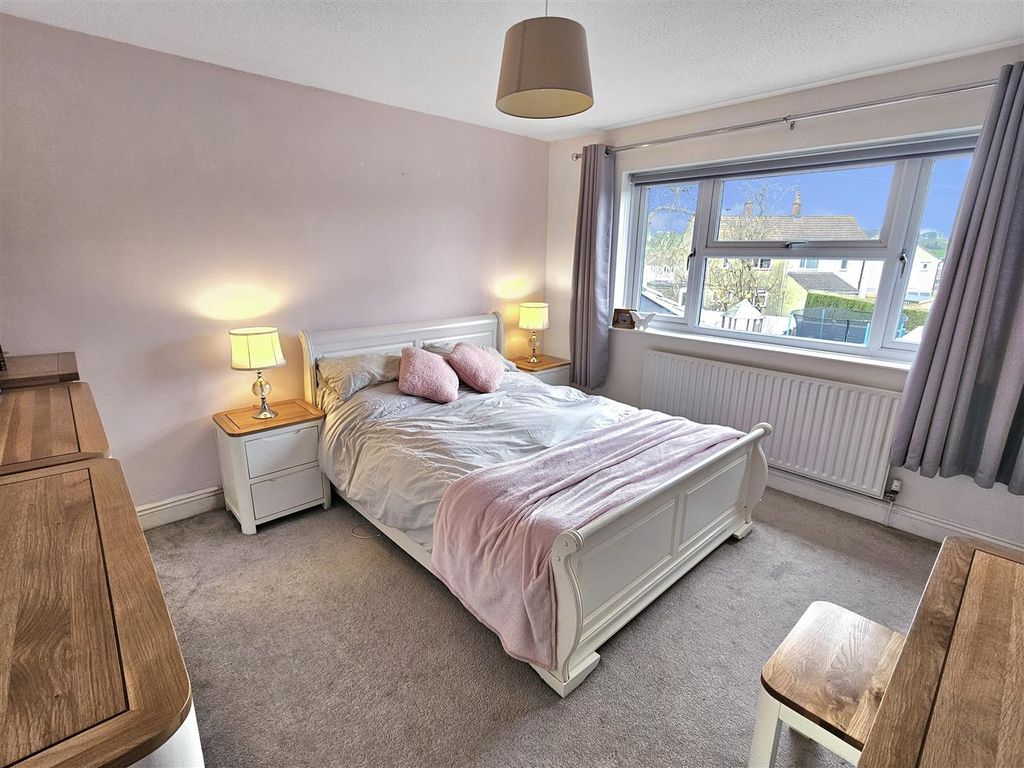 4 bed detached house for sale in High Street, High Littleton, Bristol BS39, £465,500