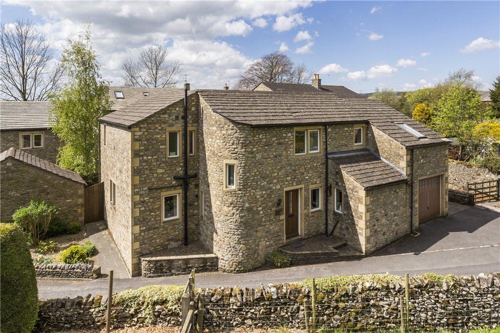 4 bed detached house for sale in Scar Street, Grassington, Skipton, North Yorkshire BD23, £550,000