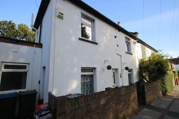 2 bed terraced house to rent in Wickham Road, Croydon CR0, £1,500 pcm