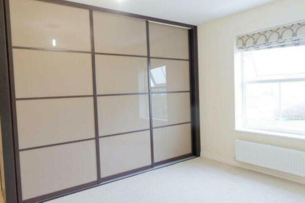 4 bed town house to rent in East Shore Way, Portsmouth PO3, £1,700 pcm