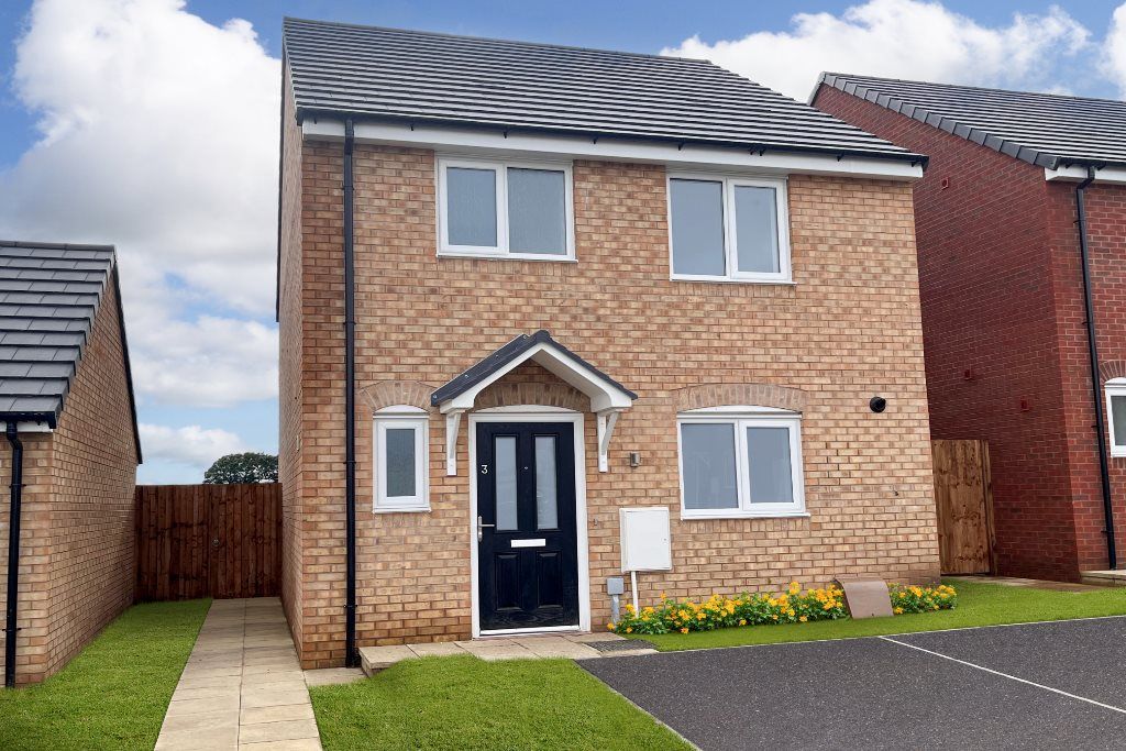 New home, 3 bed property for sale in 3 Field Drive, Louth, Lincolnshire LN11, £116,250