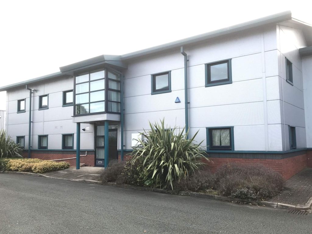 Office to let in 5 Hardy Close, Nelson Court Business Centre PR2, £18,600 pa