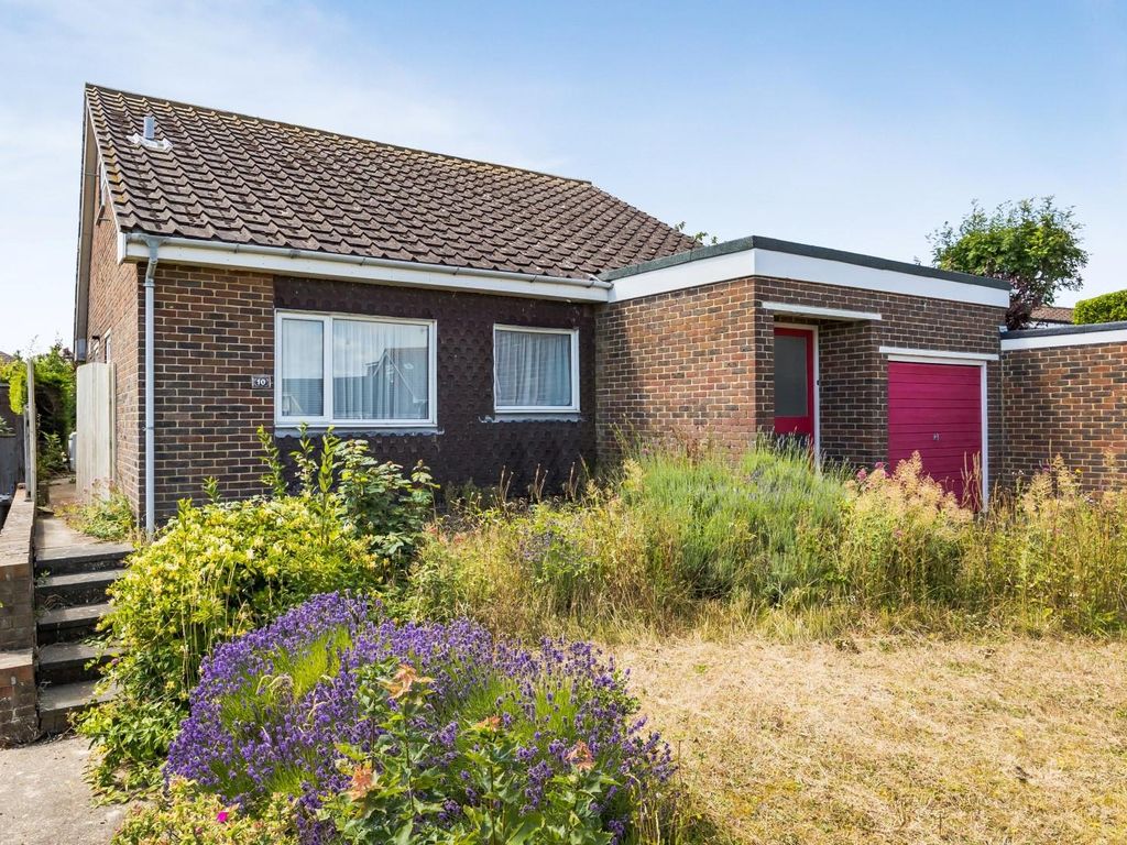 3 bed detached bungalow for sale in Martyns Close, Ovingdean, Brighton BN2, £560,000