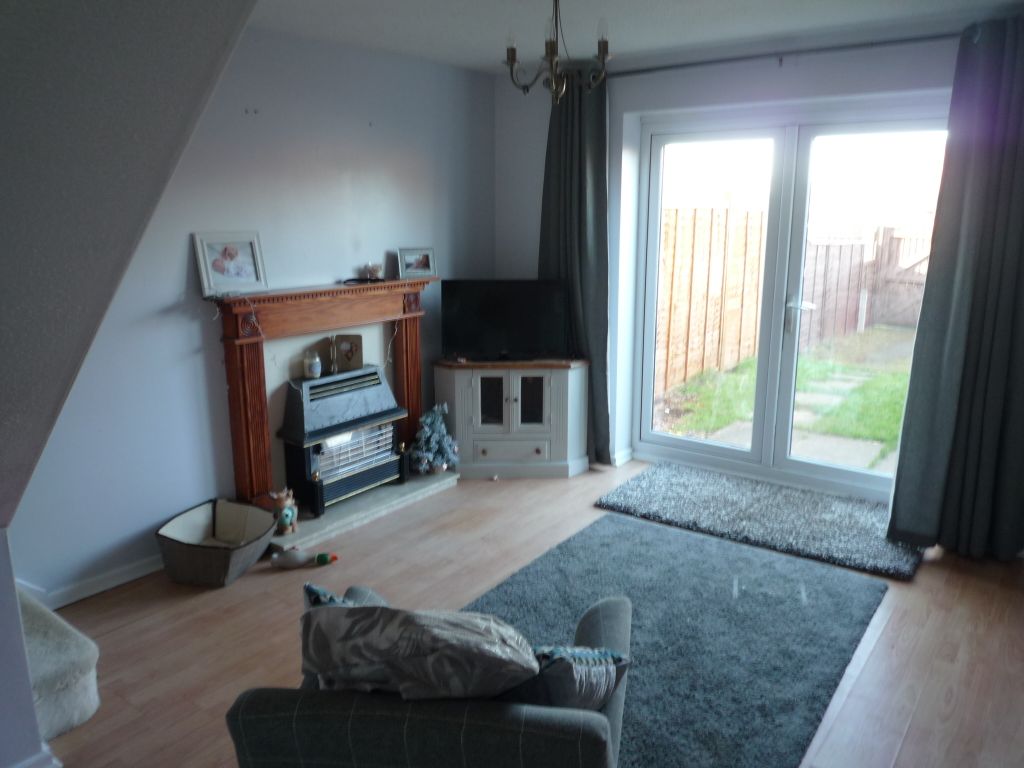 2 bed end terrace house to rent in The Poplars, Alcester B50, £885 pcm