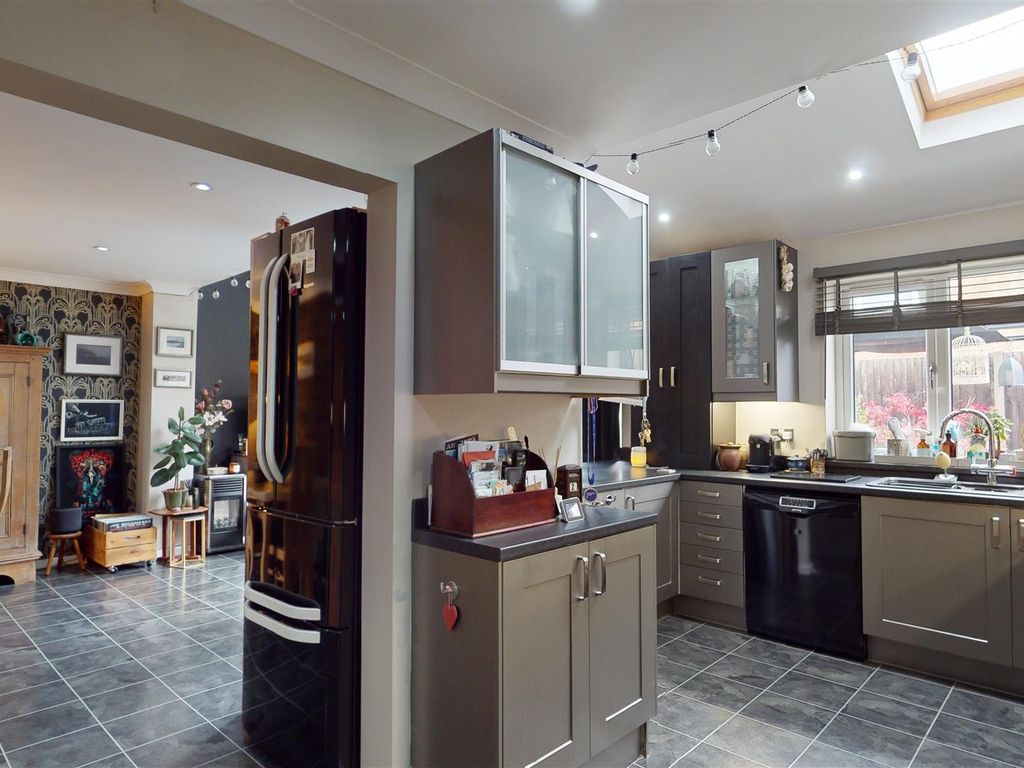 4 bed semi-detached house for sale in Mursley Court, Stony Stratford, Milton Keynes MK11, £355,000