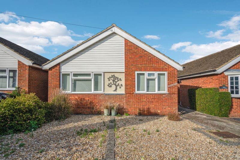 2 bed detached bungalow for sale in Clare Road, Prestwood, Great Missenden HP16, £495,000