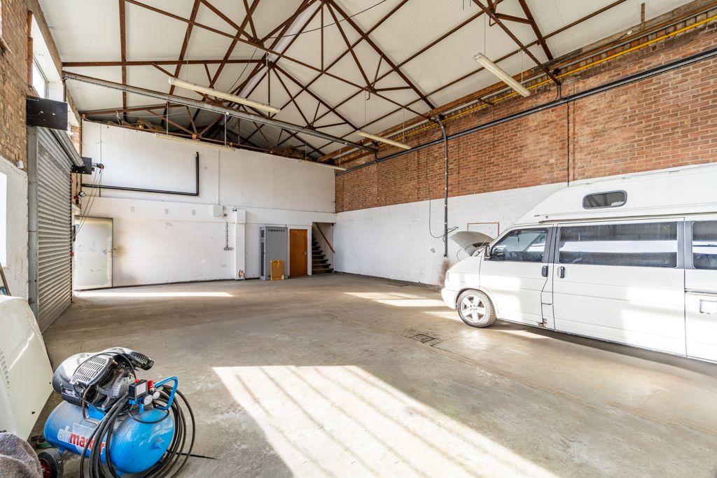 Warehouse to let in Manor Road, Boston PE20, £12,500 pa