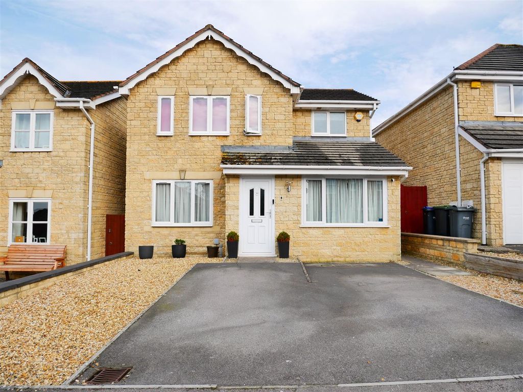 3 bed detached house for sale in Humbolts Hold, Pewsham, Chippenham SN15, £400,000