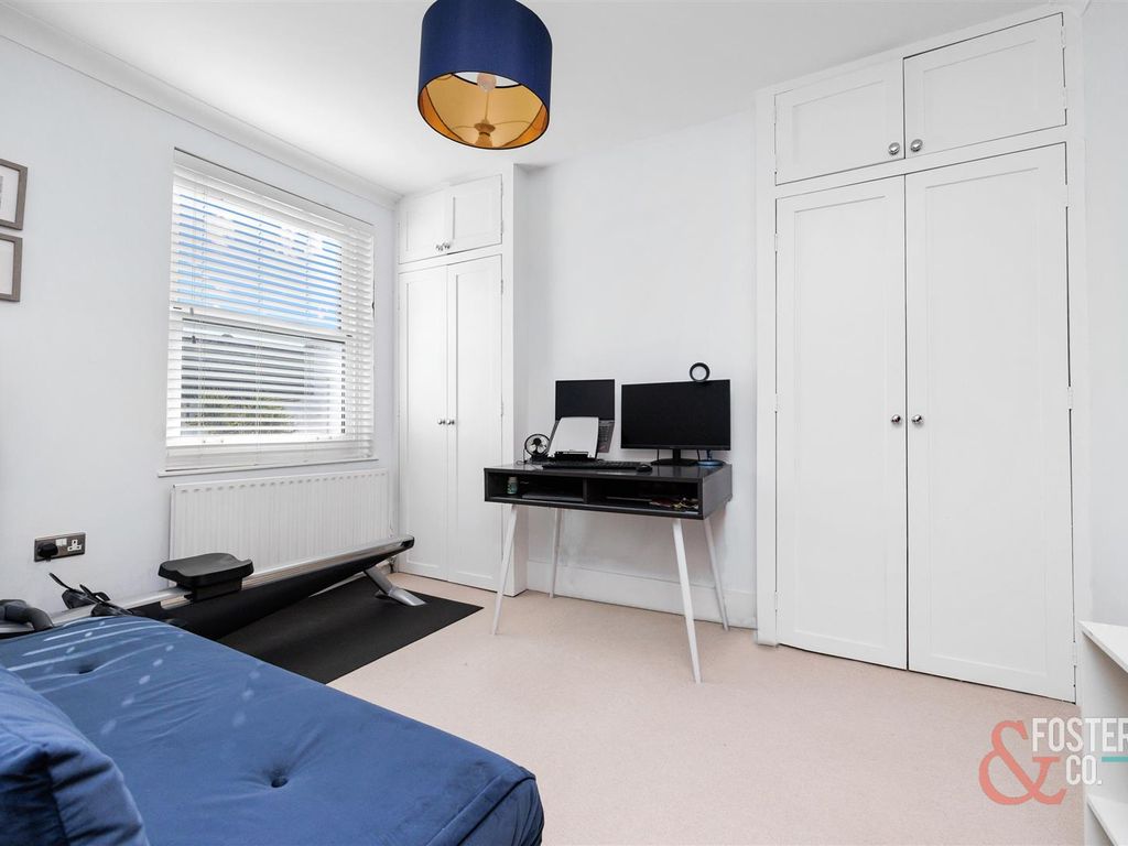 2 bed terraced house for sale in Byron Street, Hove BN3, £600,000