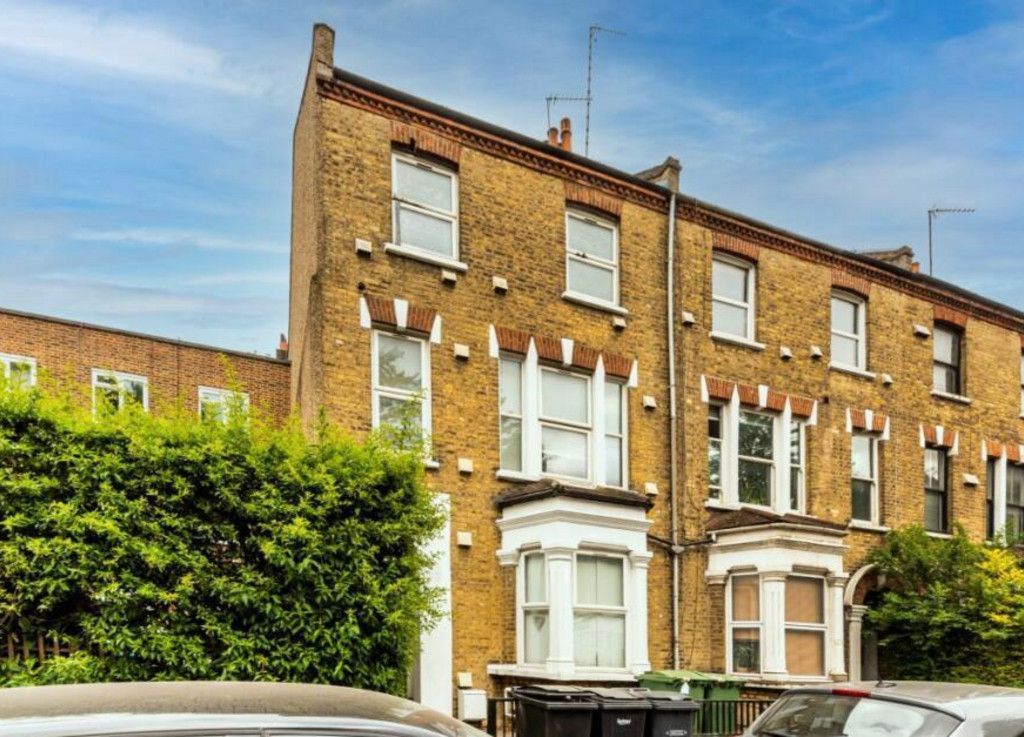 6 bed end terrace house for sale in Archway Road, London N6, £1,750,000