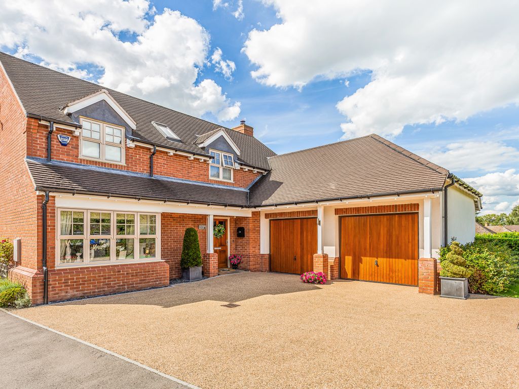 4 bed detached house for sale in Badgers Close, Welford On Avon CV37, £895,000