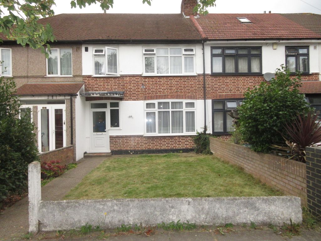 3 bed terraced house for sale in Fern Lane, Hounslow TW5, £565,000