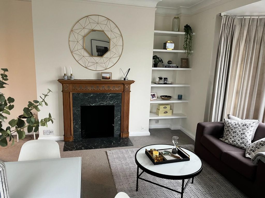 1 bed flat for sale in Flat, Gloucester Place, Dorset House, London NW1, £595,000