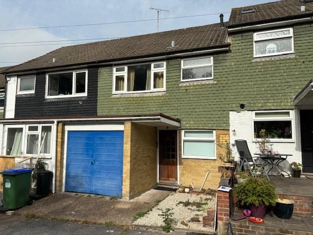 3 bed terraced house for sale in Hillyfield, Lewes BN7, £350,000