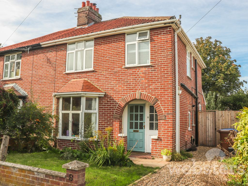 3 bed semi-detached house for sale in Highland Avenue, Norwich NR2, £495,000