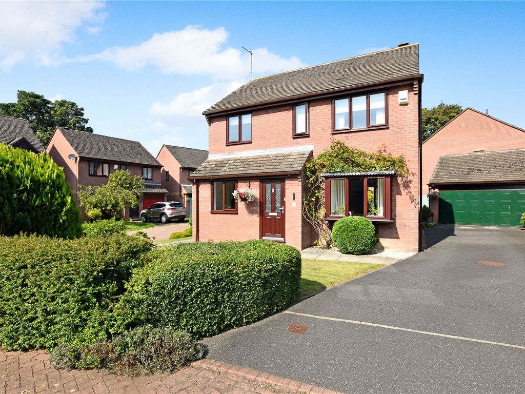 4 bed detached house for sale in Turton Vale, Gildersome, Morley, Leeds LS27, £384,995