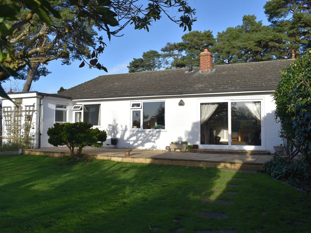 3 bed bungalow for sale in Lions Lane, Ashley Heath, Ringwood BH24, £583,000