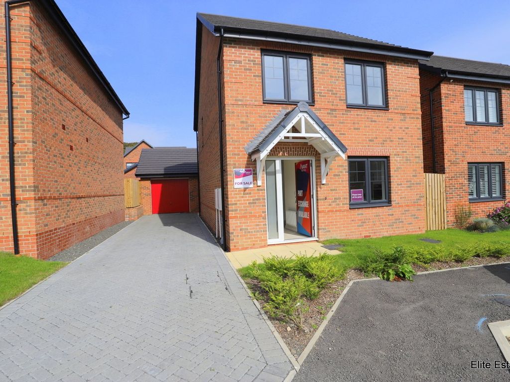 New home, 3 bed property for sale in Moor Close, Burnopfield, Newcastle Upon Tyne NE16, £270,995