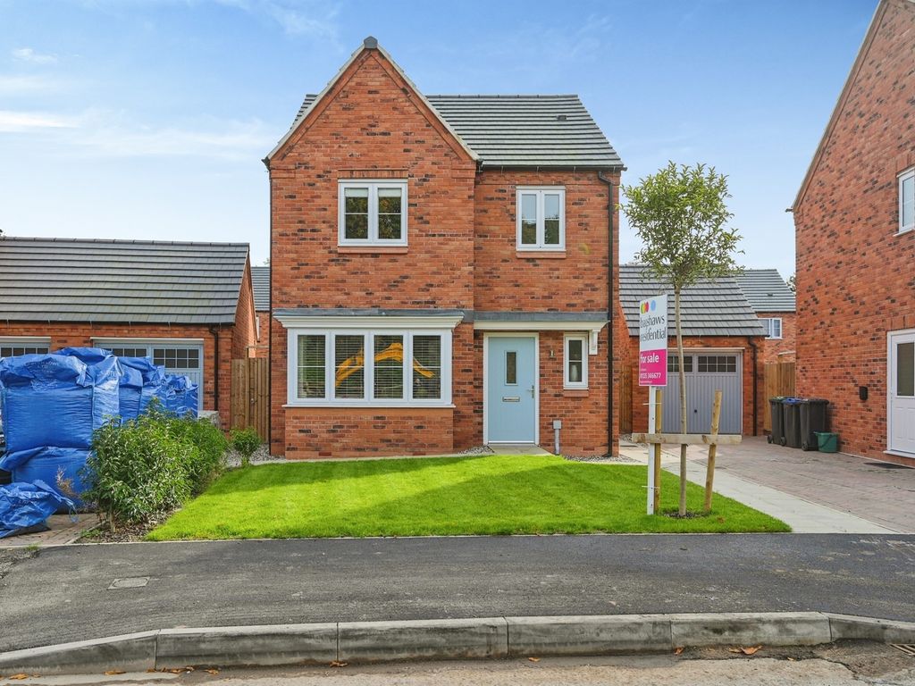 3 bed detached house for sale in Turnpike Way, Ashbourne DE6, £365,000