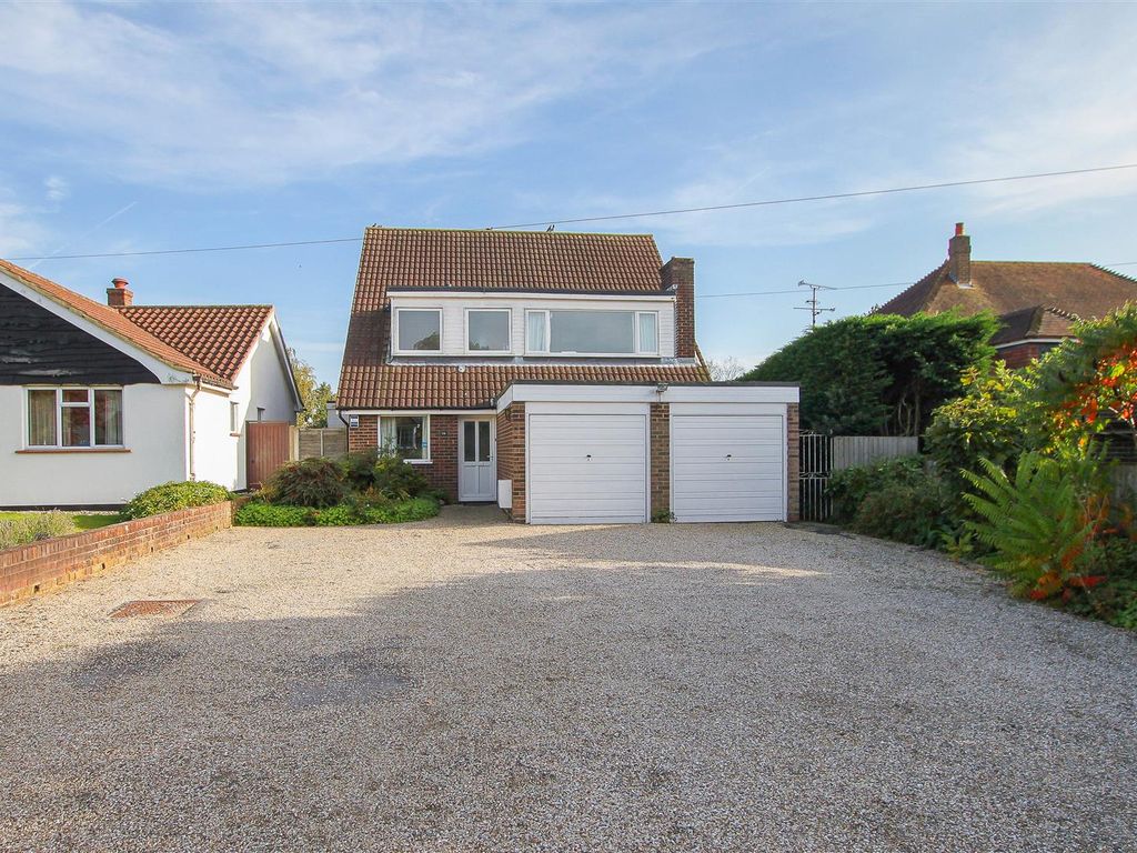 4 bed detached house for sale in Nine Ashes Road, Nine Ashes, Ingatestone CM4, £900,000