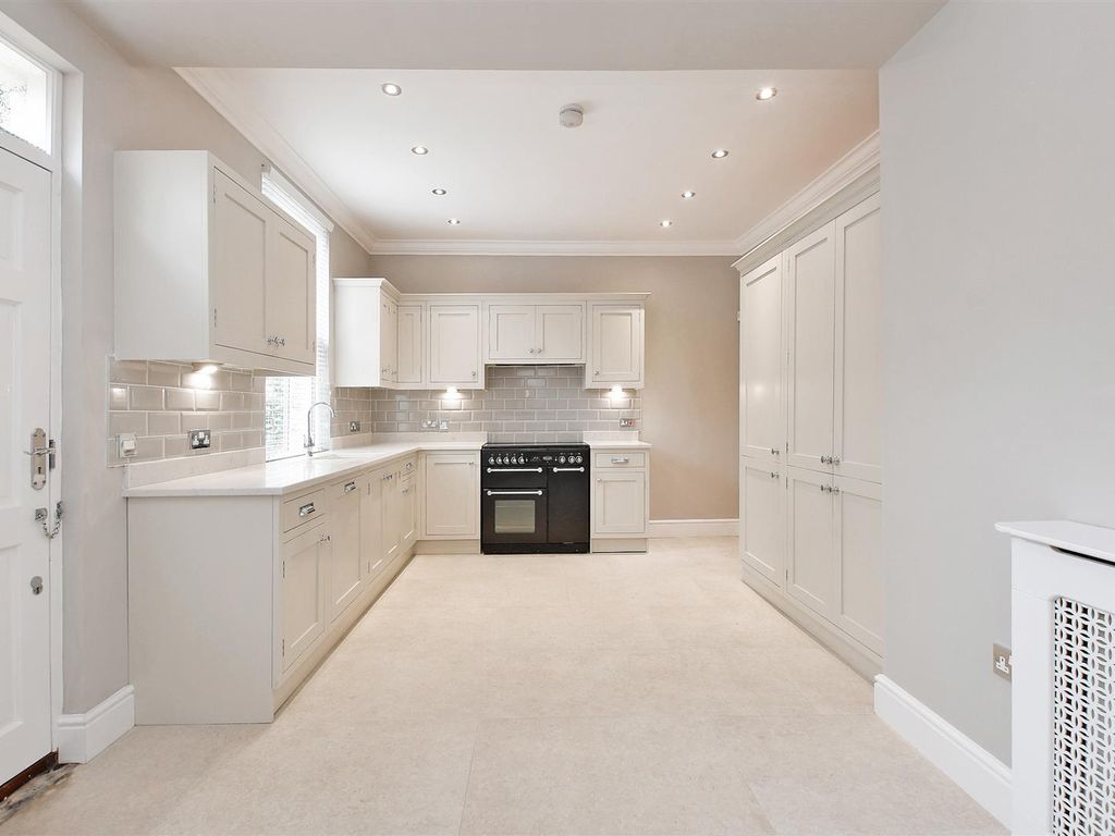 3 bed town house for sale in Marlborough Road, Broomhill S10, £480,000