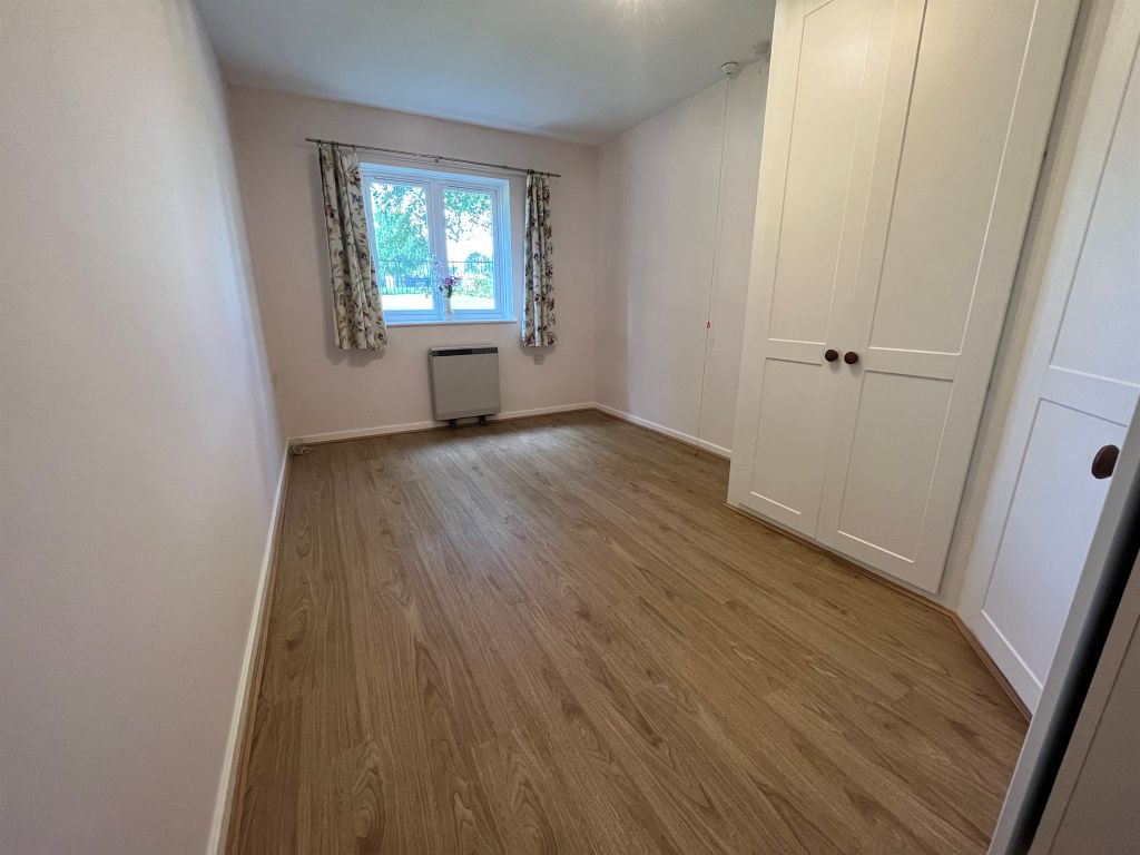 1 bed flat for sale in Bancroft, Hitchin SG5, £125,000